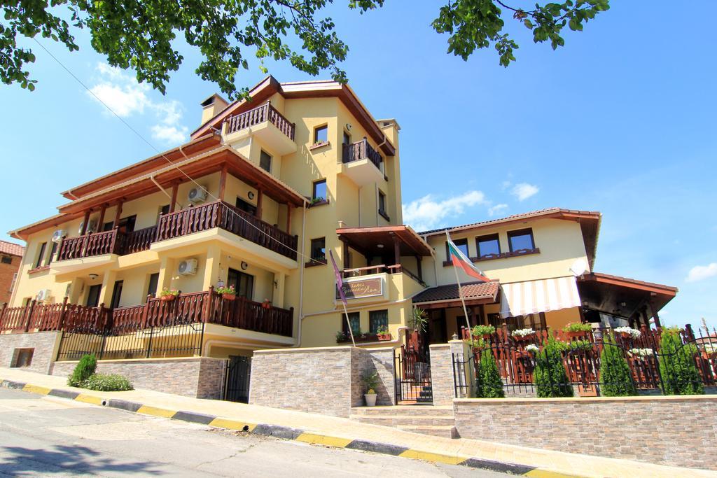 Rusenski Lom Hotel Koshov Buitenkant foto