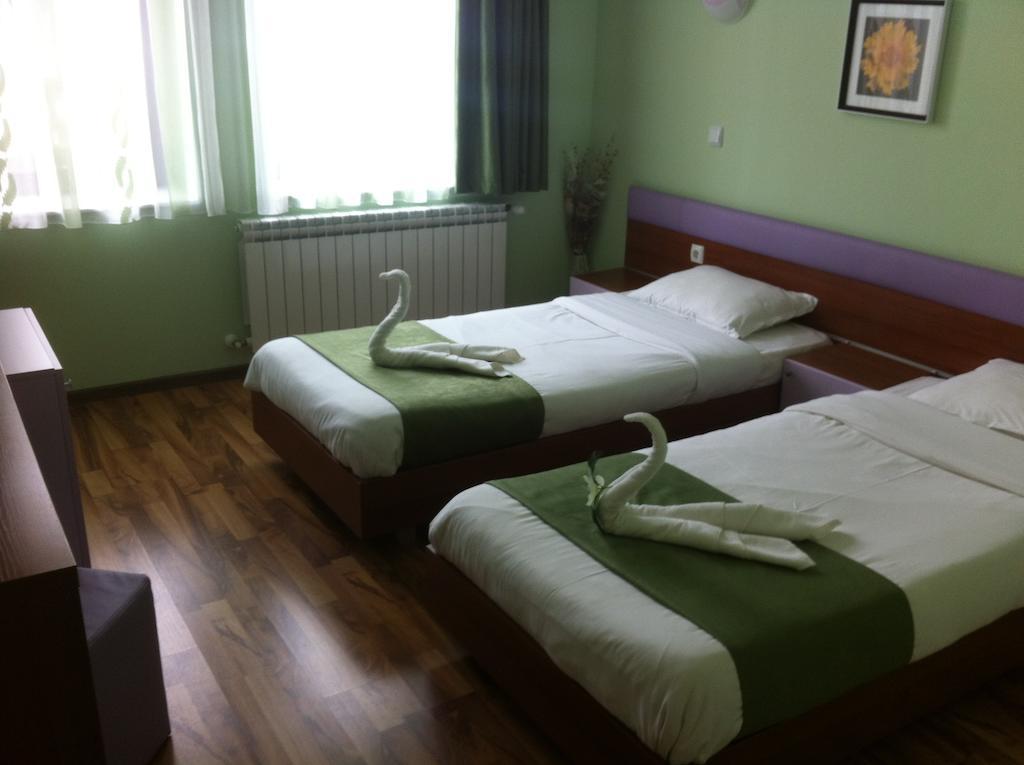 Rusenski Lom Hotel Koshov Buitenkant foto